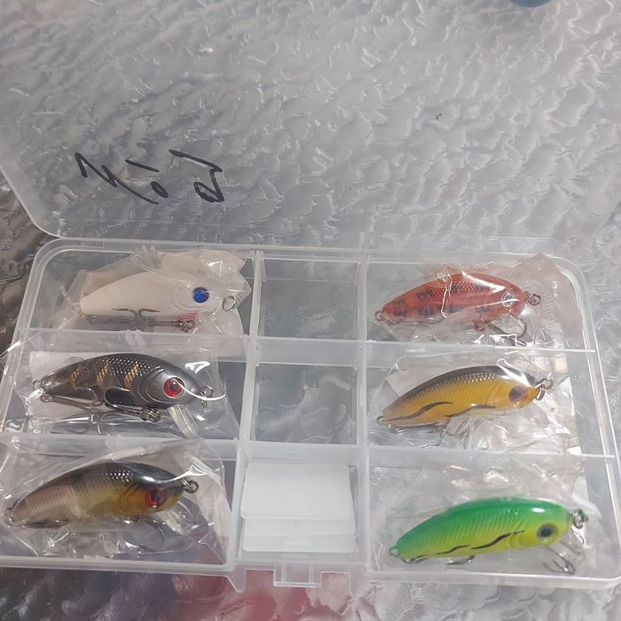 Комплект воблери – нови, различни модели и цветове