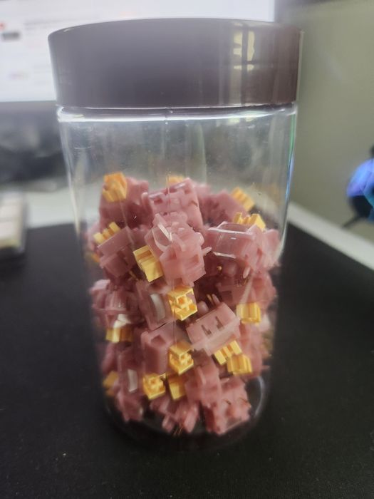 50 switchuri Outemu Silent Peach v3