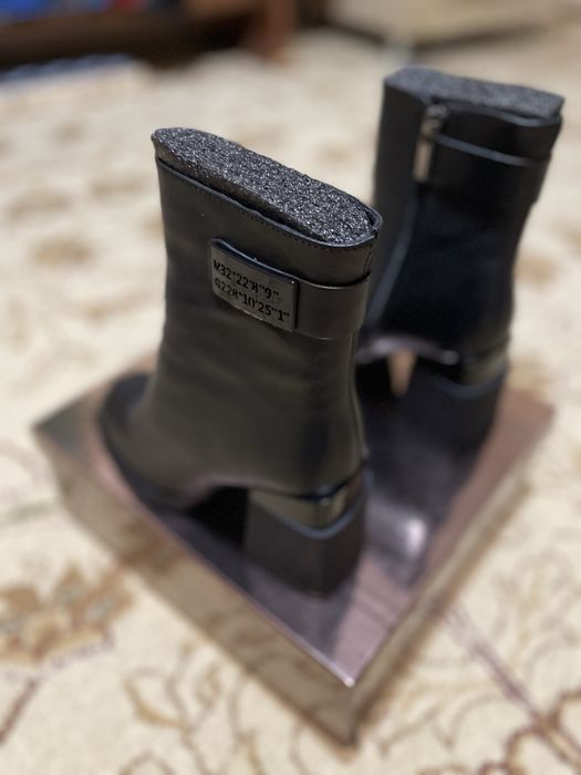 Женская кожанная обувь.