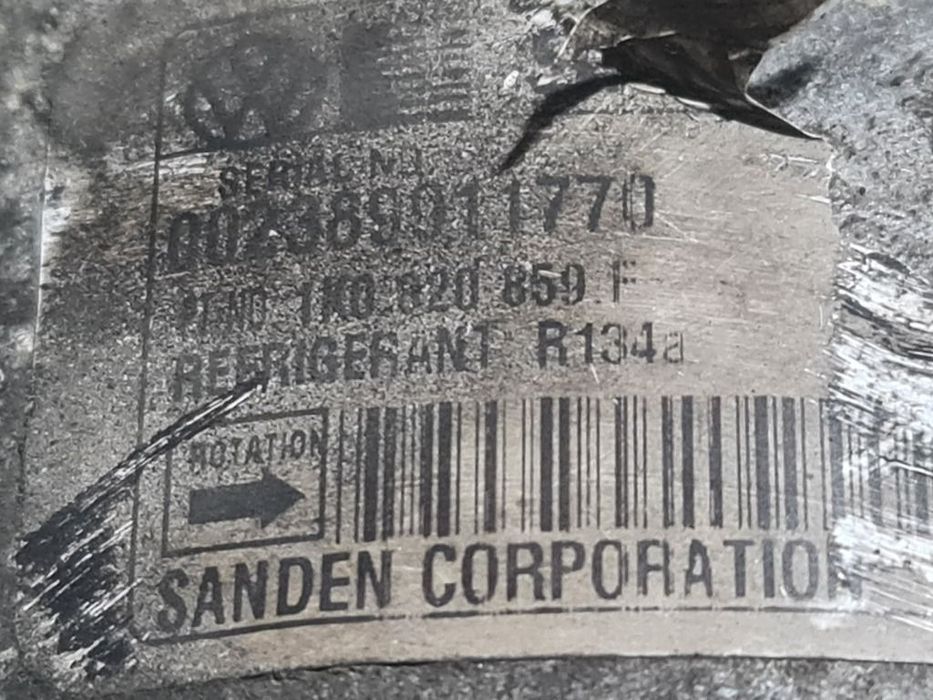 Compresor clima Volkswagen Golf V Variant 1.9 TDI 2007 - 2009 BXE BLS (1346) 1K0820859F