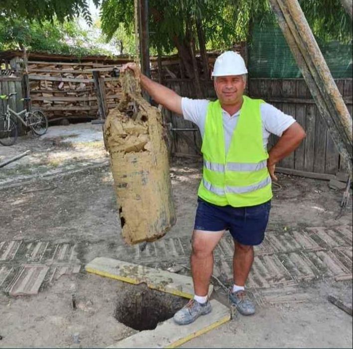 Foraje puturi apa de mica si medie adancime