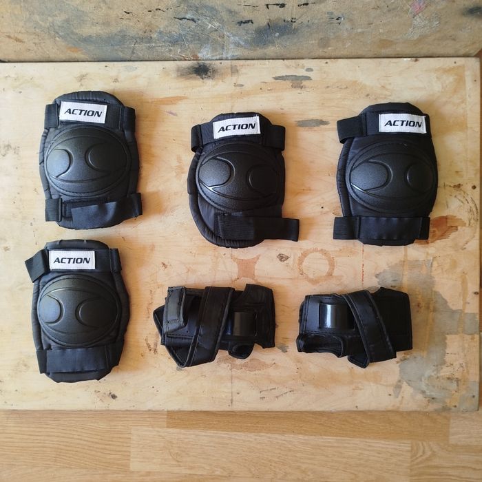 ролики с экипировкой р 40-43