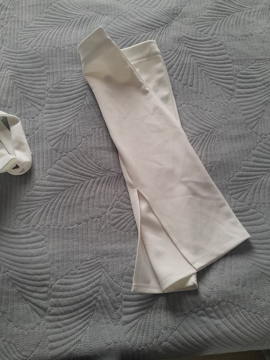 Платия вечерний белый