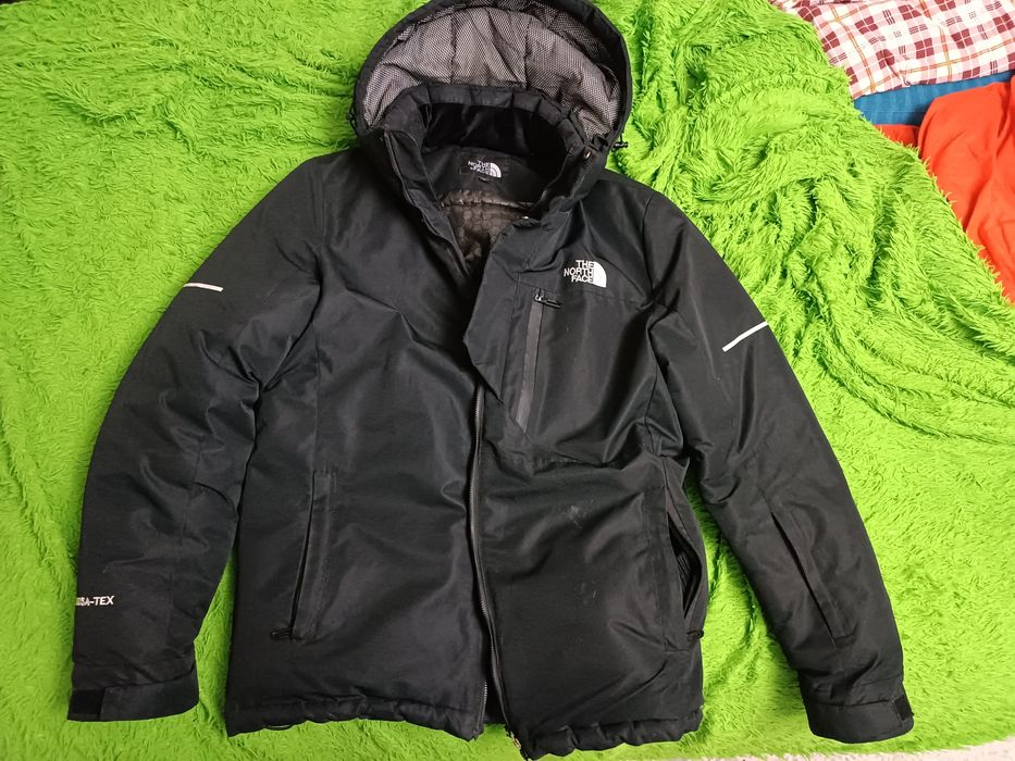 Продаю куртку (the north face)