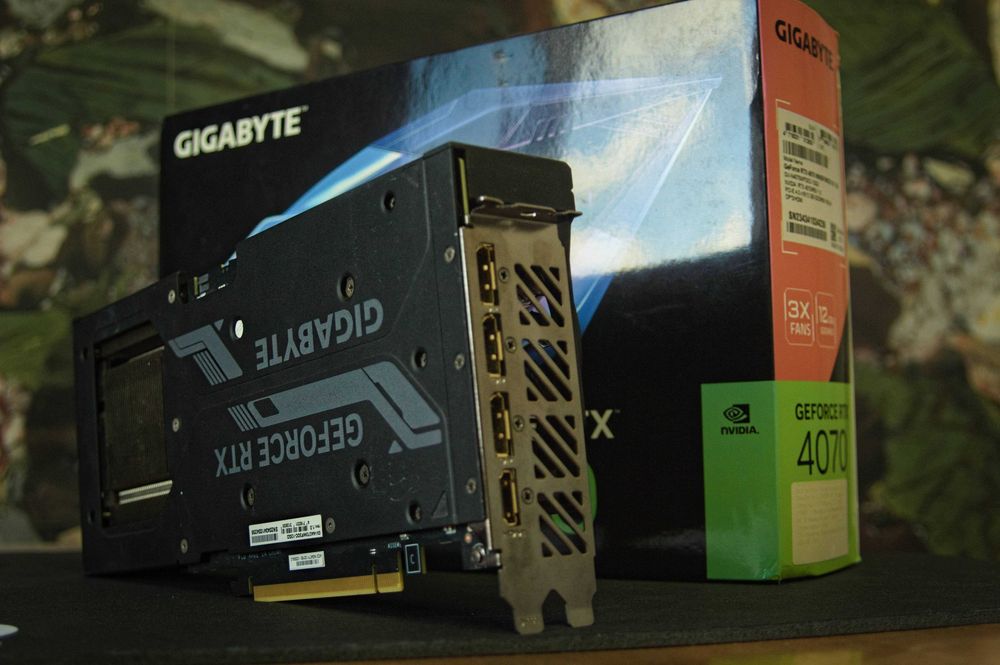 gigabyte RTX 4070 12gb OC