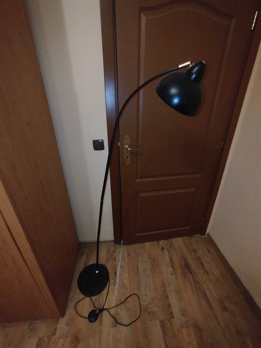 Продавам Лампа 160 см!