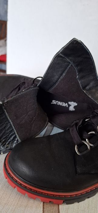 Ghete de dama , mărimea 38