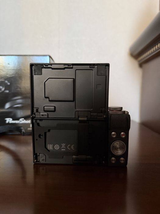 Canon PowerShot G7X Mark III