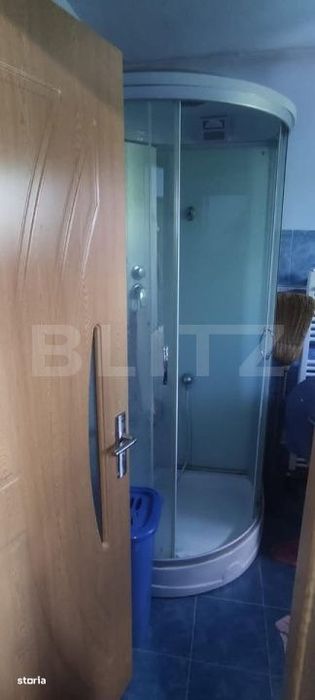 Casa cu 3 camere de vanzare, 80 mp, teren 2.323 mp, zona Iclandu Mare