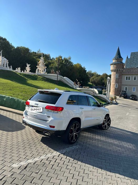 Jeep Grand Cherokee Summit