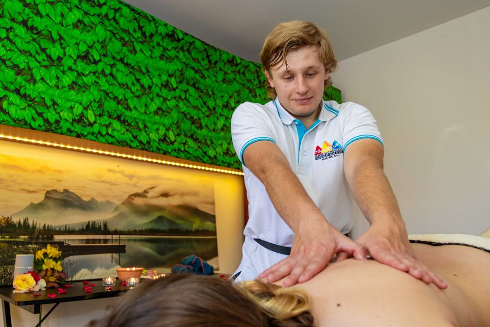 Masaj profesional (Relaxare, Sportiv, Reflexogen, Terapeutic)