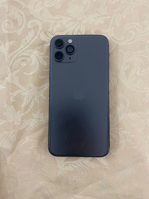 Айфон 11 про продам