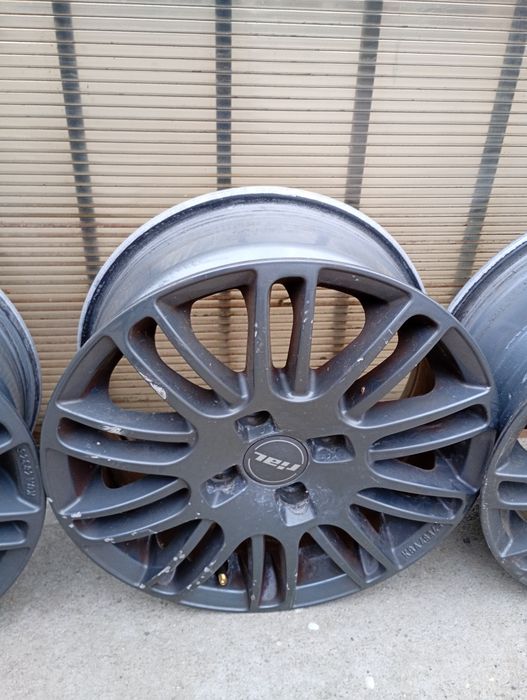 Jante aliaj Rial 4 prezoane 6,5J x 15 H2