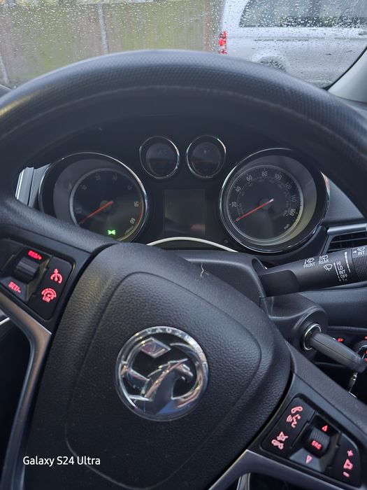 Opel zafira 1.6turbo Diesel