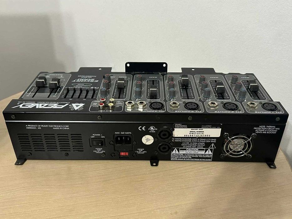 Mixer amplificat Peavey Escort 2000 150W 5 canale profesional