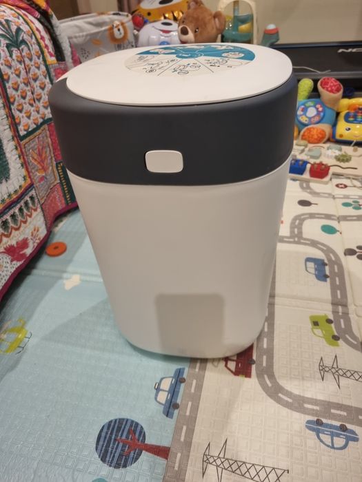 TOMMEE TIPPEE Хигиенен кош за памперси TWIST&CLICK БЯЛ
Меню
Магазини
М