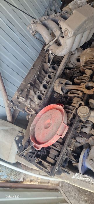 Продам мотор на мерс 3.2