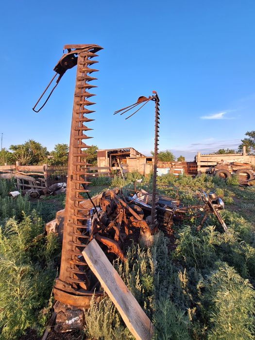 Продам две косилки однобруски