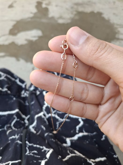 Продаётся золотая цепочка