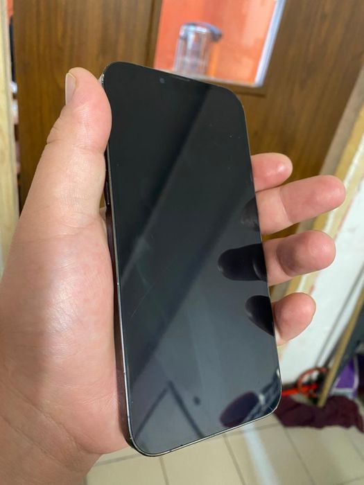 Продам Айфон 13про макс