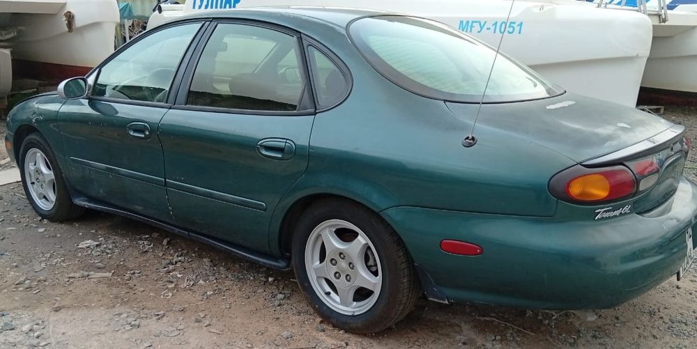 Продам форд таурус