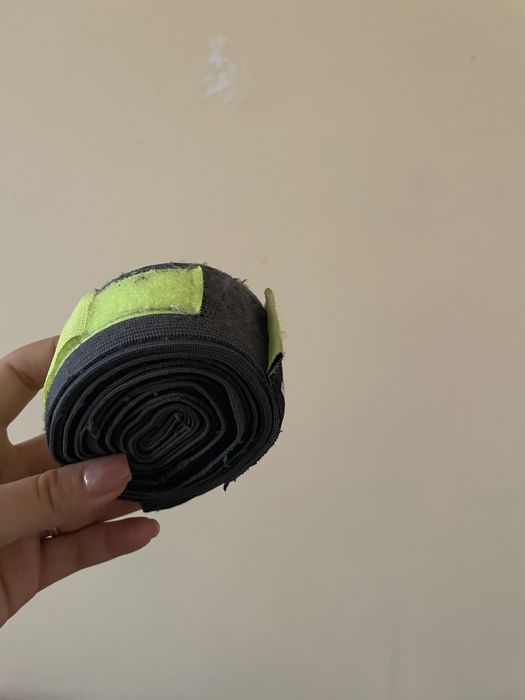 Everlast FlexCool боксови бинтове – 3 м, сиви