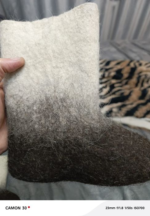 Продаю детские валенки