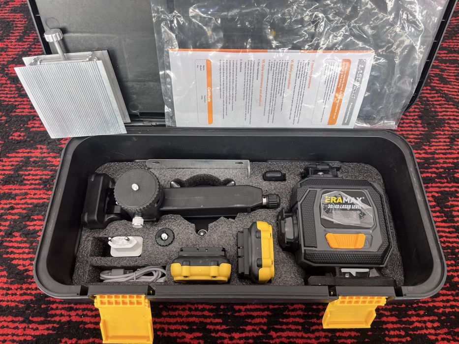 Лазерный уровень сотилади