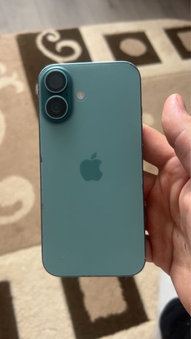 Iphone 16 disponibil