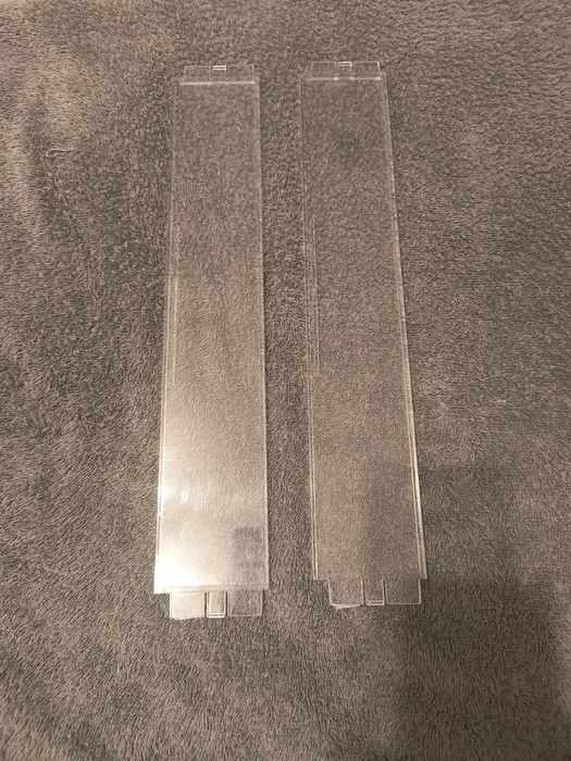 Vitrine expunere machete auto plexiglas