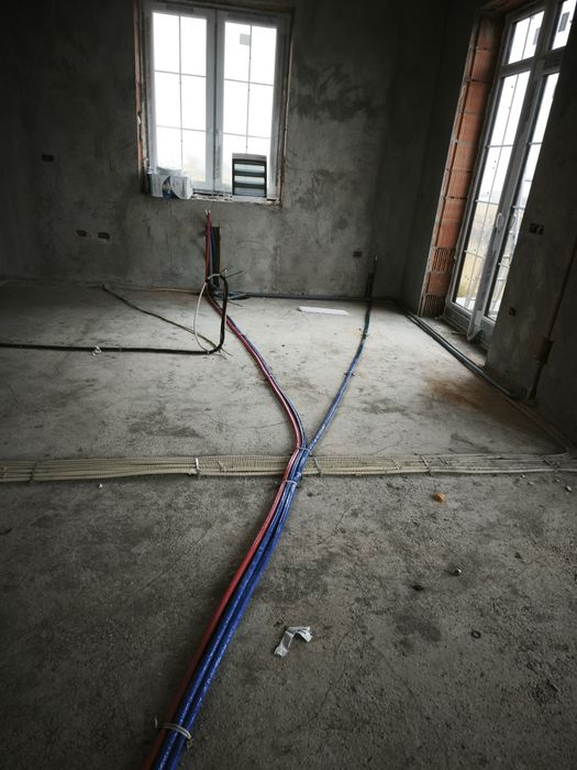 Echipa instalatori efectuăm lucrări complecte de instalații