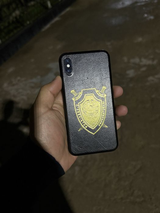 Iphone xs  ideal