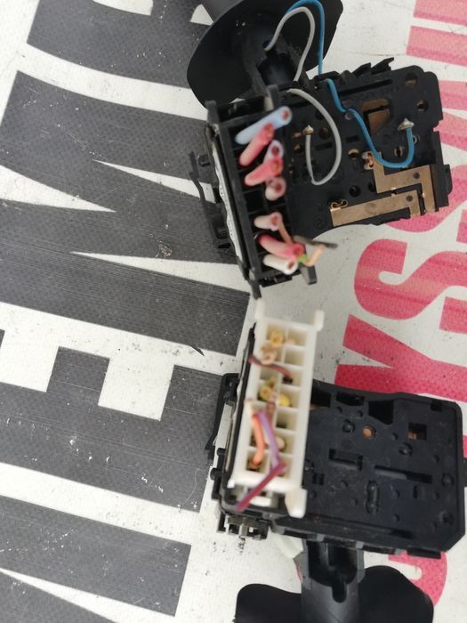 Bloc lumini și manetă semnalizare Renault Trafic 1.9 DCI