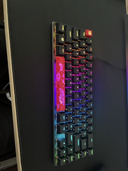 Tastatura HyperX alloy origins 65