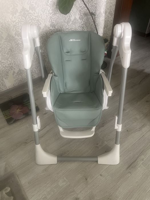 Продам стульчик для кормления Skillmax d024!