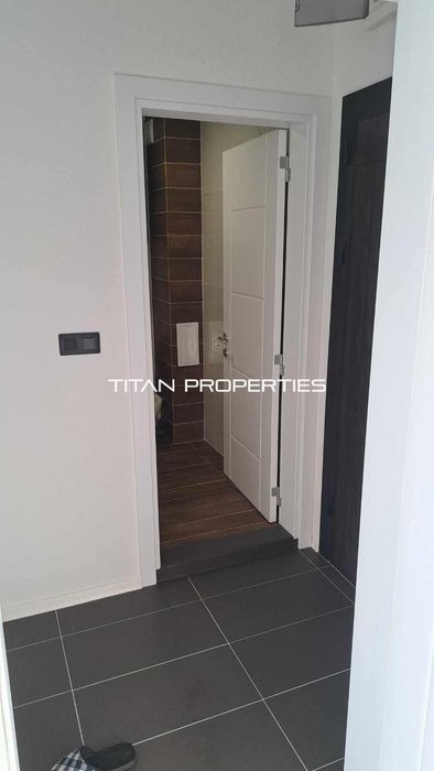 Дава се под наем Двустаен апартамент в Варна, Възраждане 3 - 50 кв.м за 500 € - Снимка #2