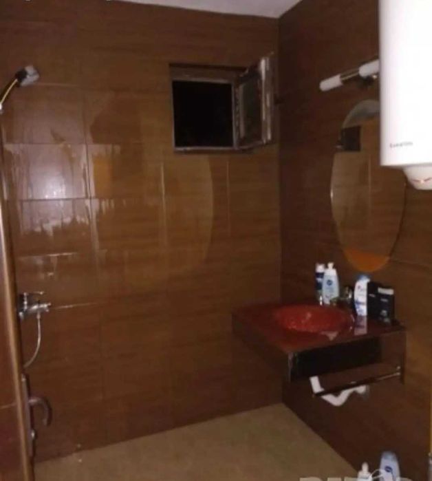 Дава се под наем Къща в София, Оборище - 380 кв.м за 1250 € - Снимка #3
