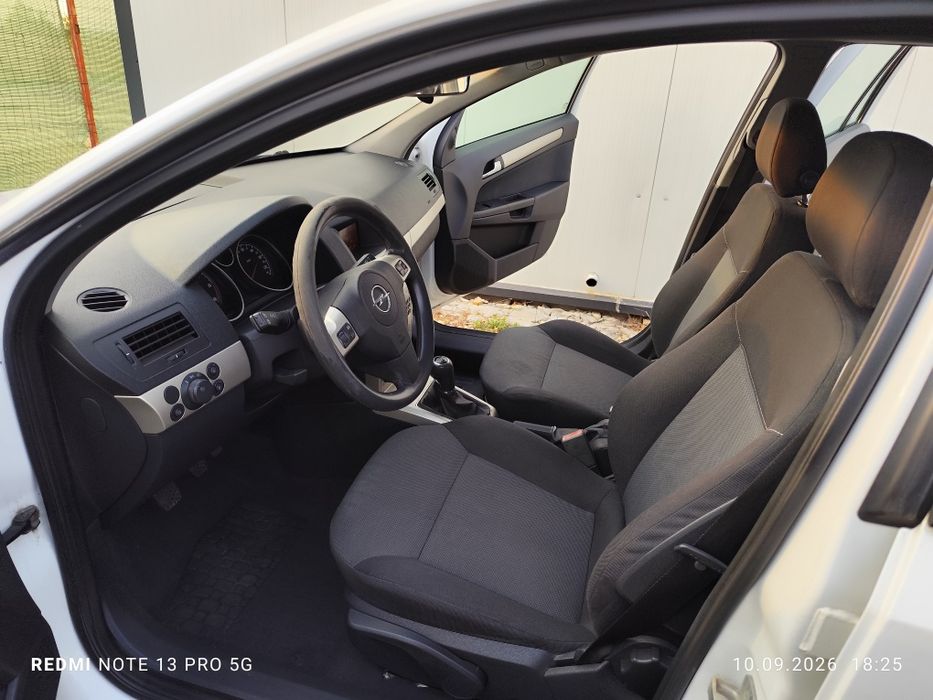 Vând Opel Astra h