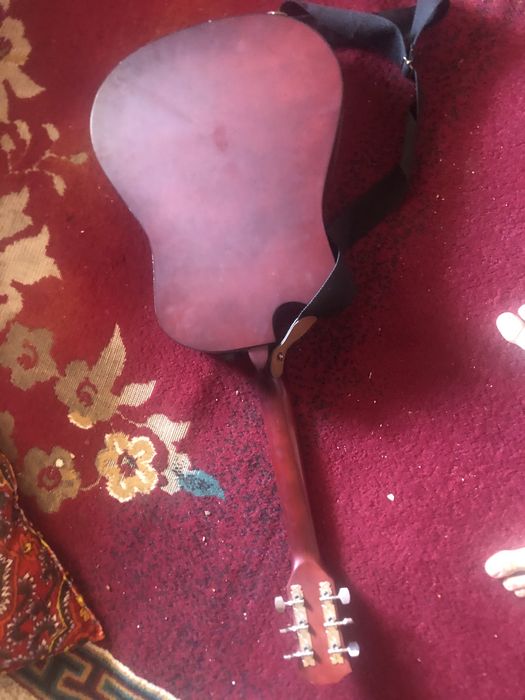 Gitara agustika yangi 1 simi yo shunga arzon