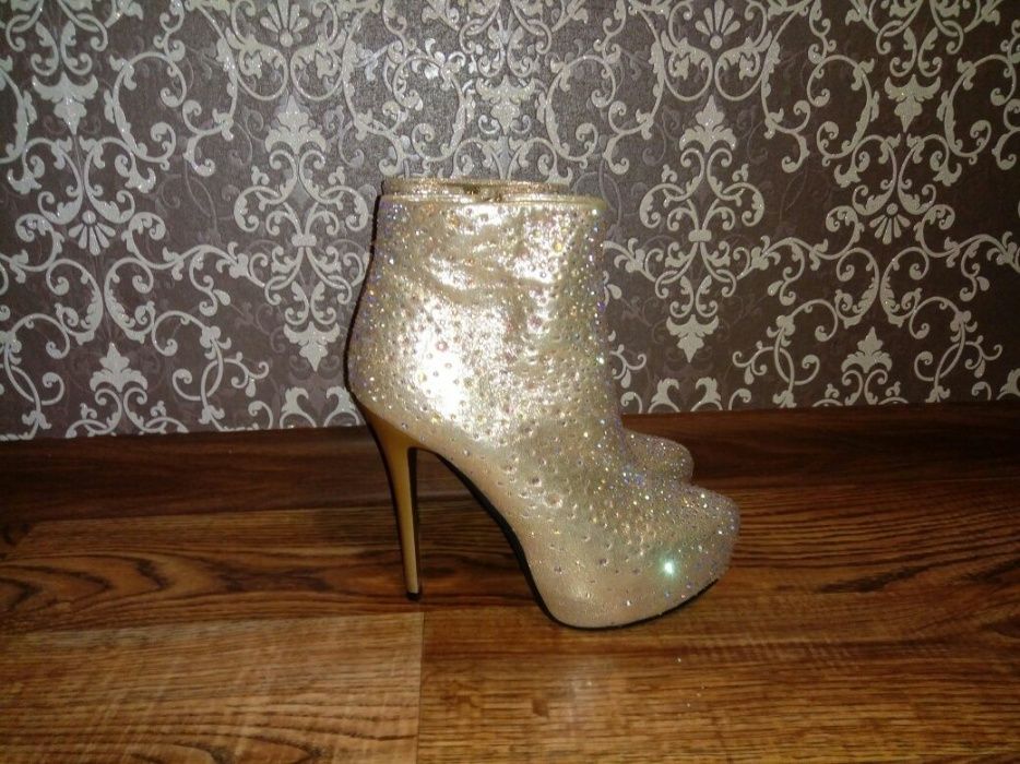 Продам полусапожки