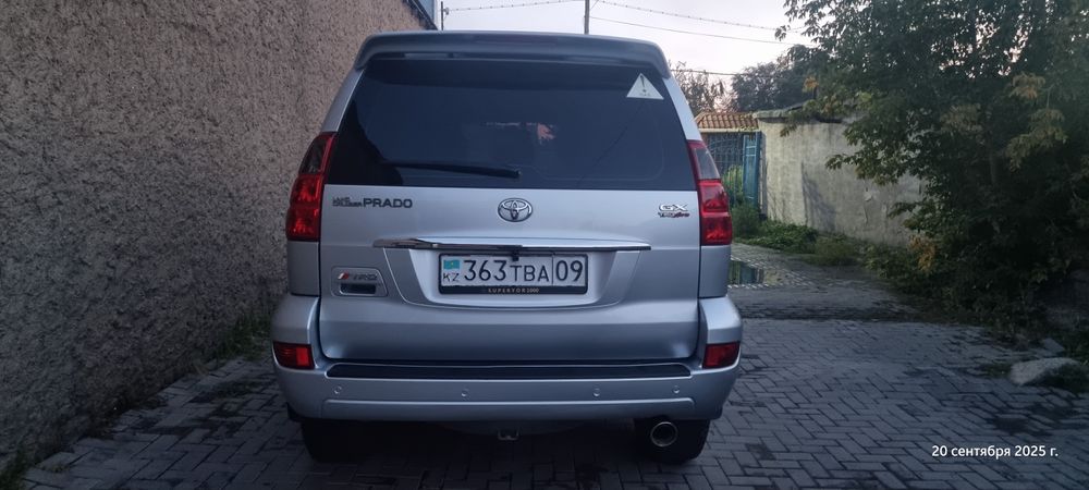 Toyota land cruiser Prado120