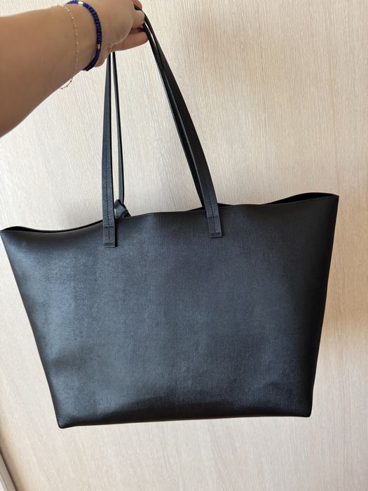 Чанта  черна кожа  hugo