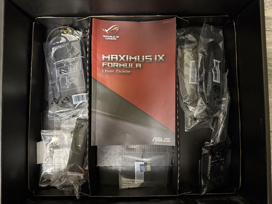 Продам Intel Core i7 7700k + мат. плата ASUS MAXIMUS IX FORMULA