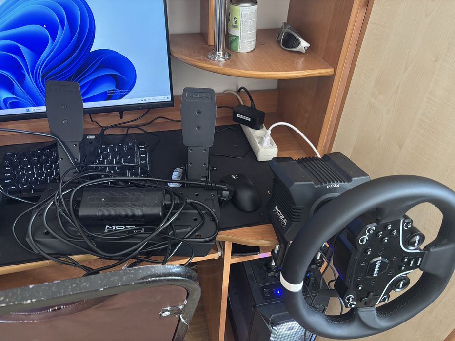 Игровой руль Moza r5 bundle