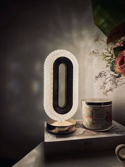 Лампа настольная