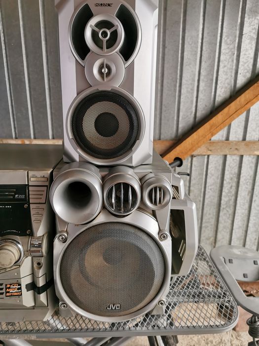 JVC Combină muzicală