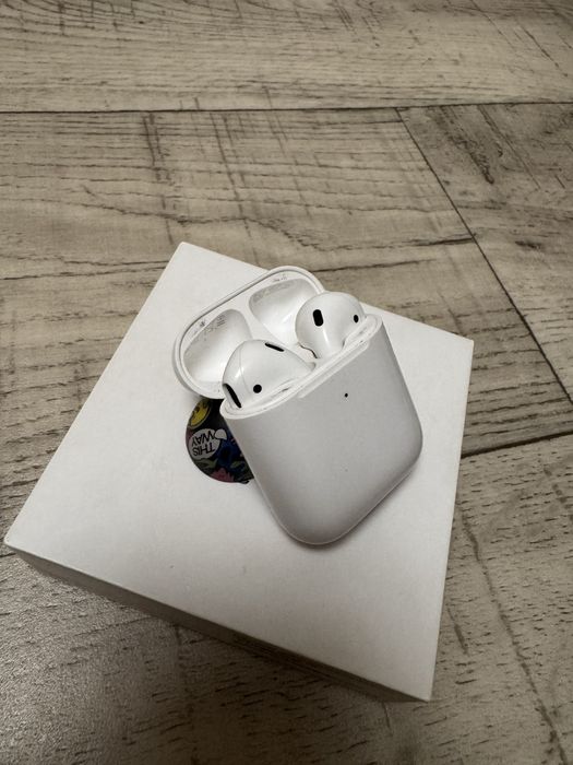 Airpods2 оригинал