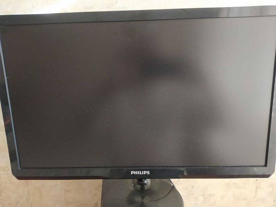 Комплект ддр2 без видеокарты с кейсом и монитором