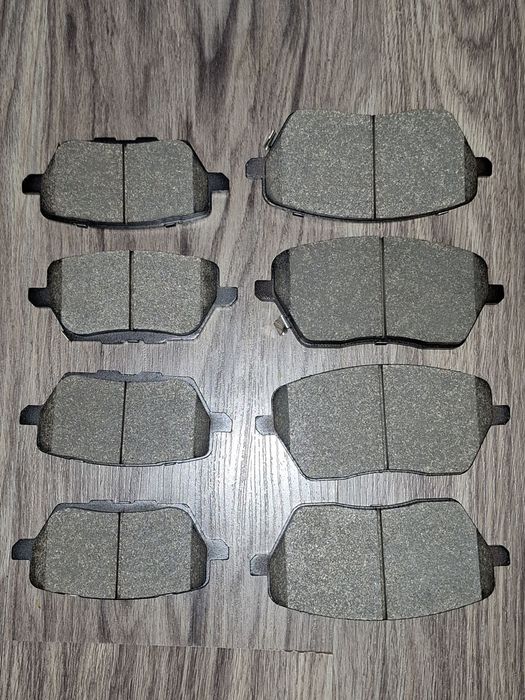 Hongqi E-QM5 avtomobil eshiklari. Двери автомобиля Hongqi E-QM5.