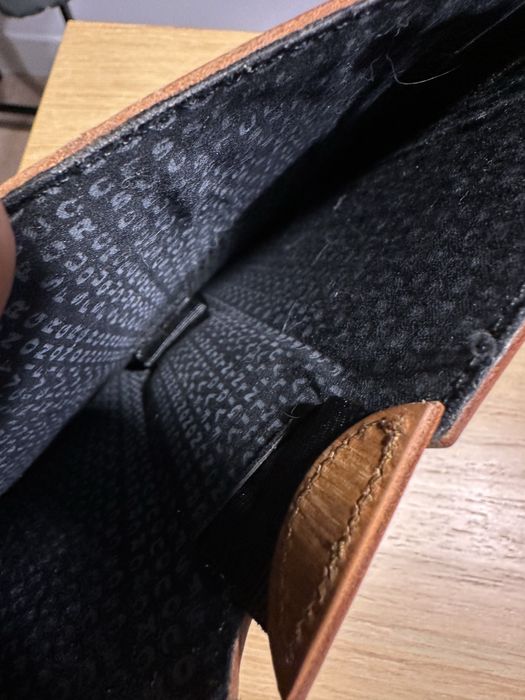 Кожаный  чехол для айпада DISEL